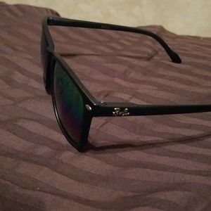 Ray-Ban RB7028 SUNGLASSES